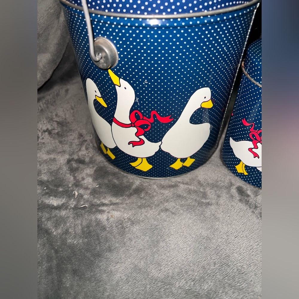 Vintage Navy Blue Polka Dot Goose Geese Duck Tin Box Canisters One With Handle - Picture 4 of 16